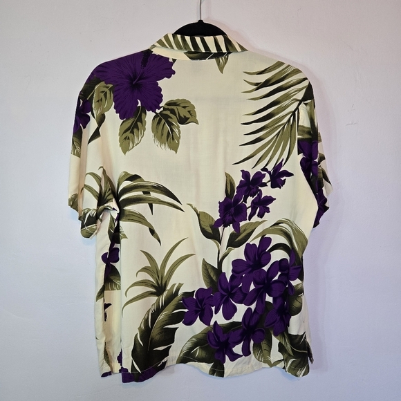 Favant Hawaii Purple Floral Cream Hawaiian Button-Up - Picture 2 of 6